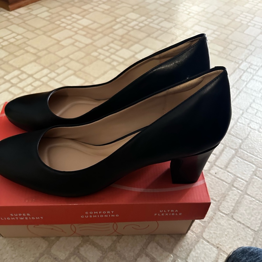 Easy Spirit Black Women's Heels